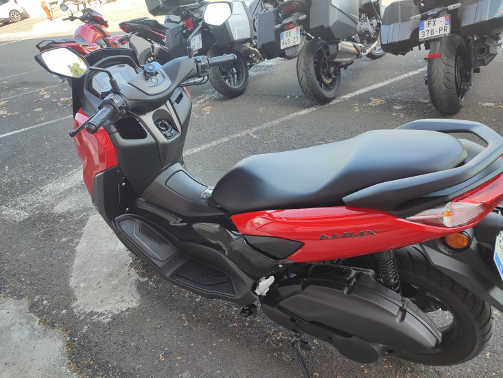 YAMAHA 125 N MAX - NIMES